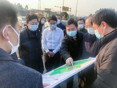內江市委副書記、市長鄭莉到川威集團連界基地調研疫情防控及經(jīng)濟發(fā)展工作